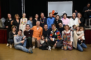 2024-03-17-DSC_4507-mama-razzi.JPG