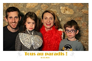 photobooth-2024-03-16_21h53m24s_597.jpg