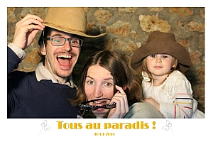 photobooth-2024-03-16_22h51m53s_402.jpg
