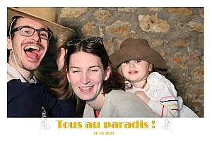 photobooth-2024-03-16_22h52m12s_466.jpg