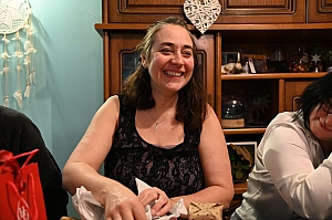 2024-03-31-dsc_4649-mama-razzi.jpg 2024-03-31-dsc_4649-mama-razzi.jpg