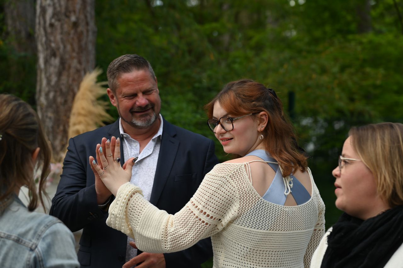 2024-05-04-dsc_7000-marion-gregory-soiree-mariage-mama-razzi.jpg