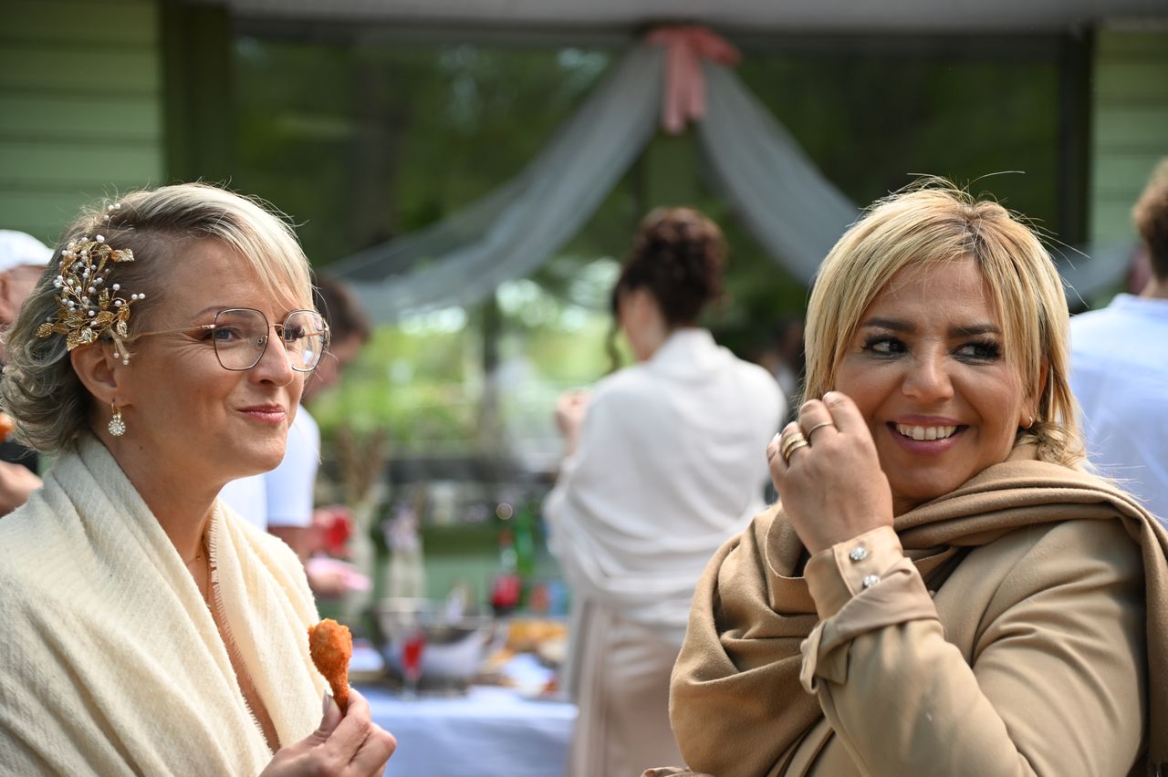 2024-05-04-dsc_7073-marion-gregory-soiree-mariage-mama-razzi.jpg