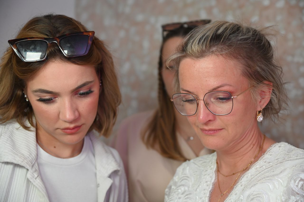 2024-05-05-dsc_8789-marion-gregory-soiree-mariage-mama-razzi.jpg