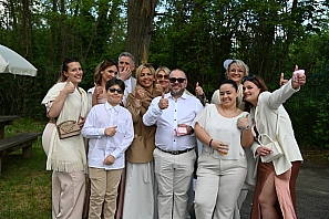 2024-05-04-dsc_7153-marion-gregory-soiree-mariage-mama-razzi.jpg 2024-05-04-dsc_7153-marion-gregory-soiree-mariage-mama-razzi.jpg