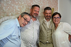 2024-05-04-dsc_7742-marion-gregory-soiree-mariage-mama-razzi.jpg 2024-05-04-dsc_7742-marion-gregory-soiree-mariage-mama-razzi.jpg