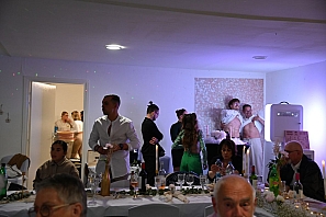 2024-05-05-dsc_8462-marion-gregory-soiree-mariage-mama-razzi.jpg 2024-05-05-dsc_8462-marion-gregory-soiree-mariage-mama-razzi.jpg