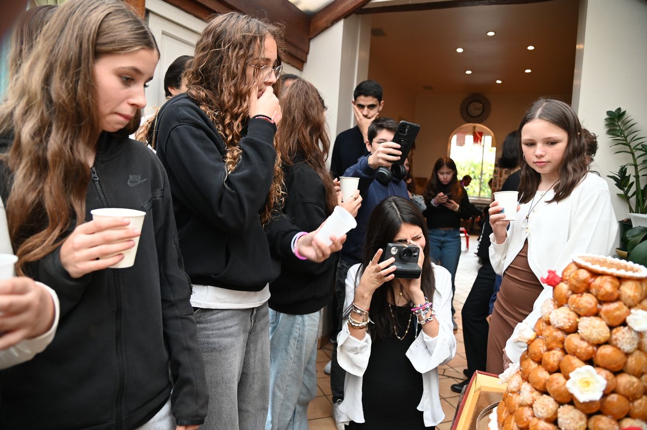 2024-11-16-(16h15)-DSC_2346-(mama-razzi).JPG