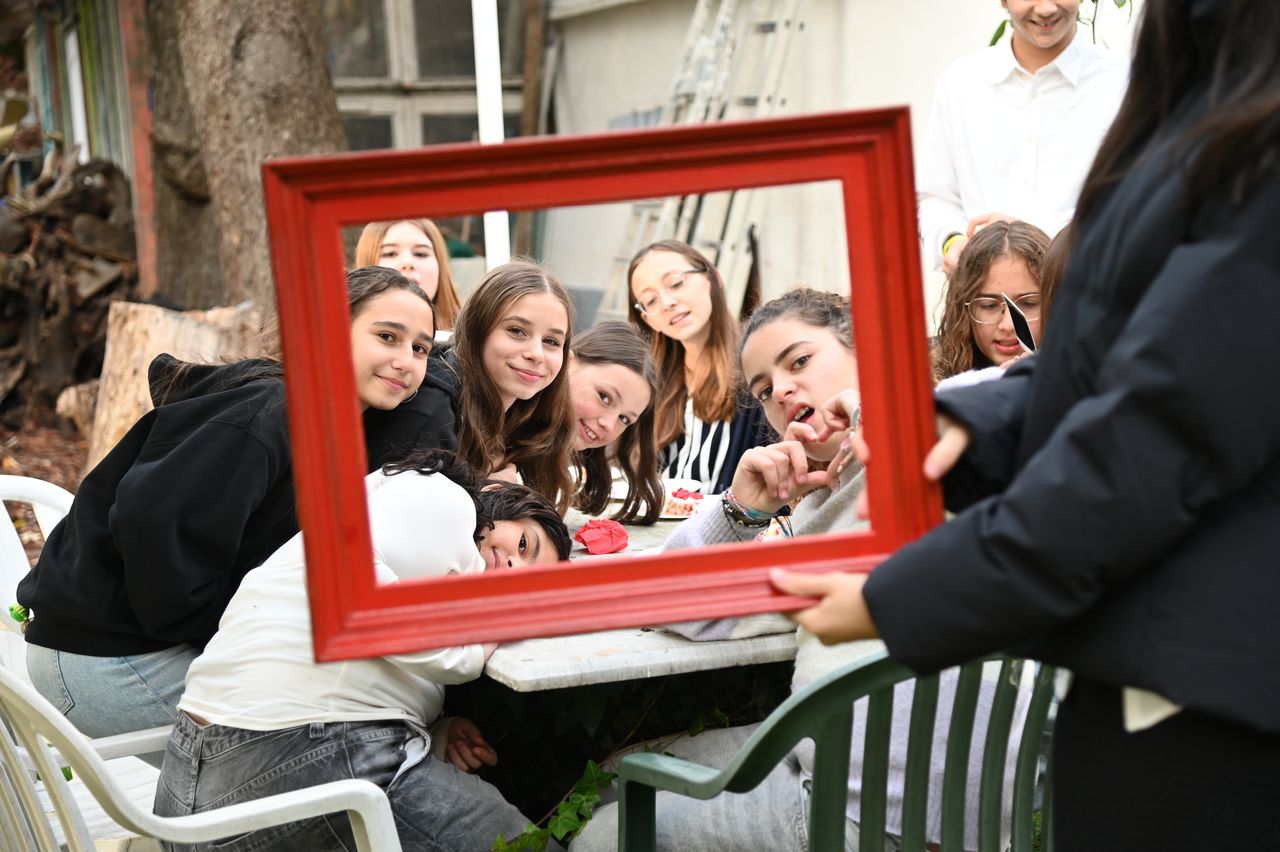 2024-11-16-(16h45)-DSC_2485-(mama-razzi).JPG