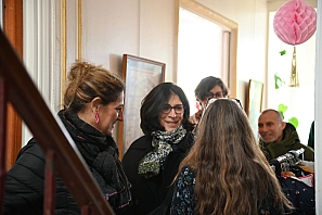 2024-11-16-(15h25)-DSC_2227-(mama-razzi).JPG 2024-11-16-(15h25)-DSC_2227-(mama-razzi).JPG