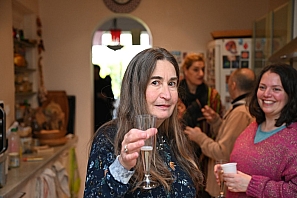 2024-11-16-(15h43)-DSC_2273-(mama-razzi).JPG 2024-11-16-(15h43)-DSC_2273-(mama-razzi).JPG
