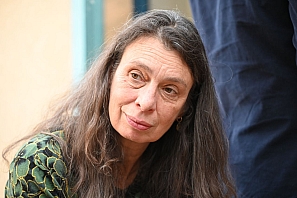 2024-11-16-(15h54)-DSC_2285-(mama-razzi).JPG 2024-11-16-(15h54)-DSC_2285-(mama-razzi).JPG
