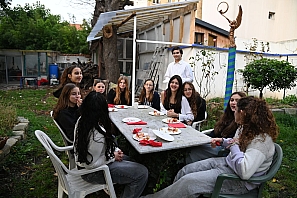 2024-11-16-(16h37)-DSC_2459-(mama-razzi).JPG 2024-11-16-(16h37)-DSC_2459-(mama-razzi).JPG