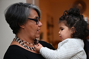 2024-11-16-(17h30)-DSC_2613-(mama-razzi).JPG 2024-11-16-(17h30)-DSC_2613-(mama-razzi).JPG