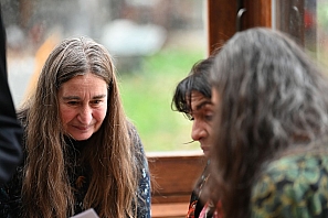 2024-11-16-(17h33)-DSC_2620-(mama-razzi).JPG 2024-11-16-(17h33)-DSC_2620-(mama-razzi).JPG