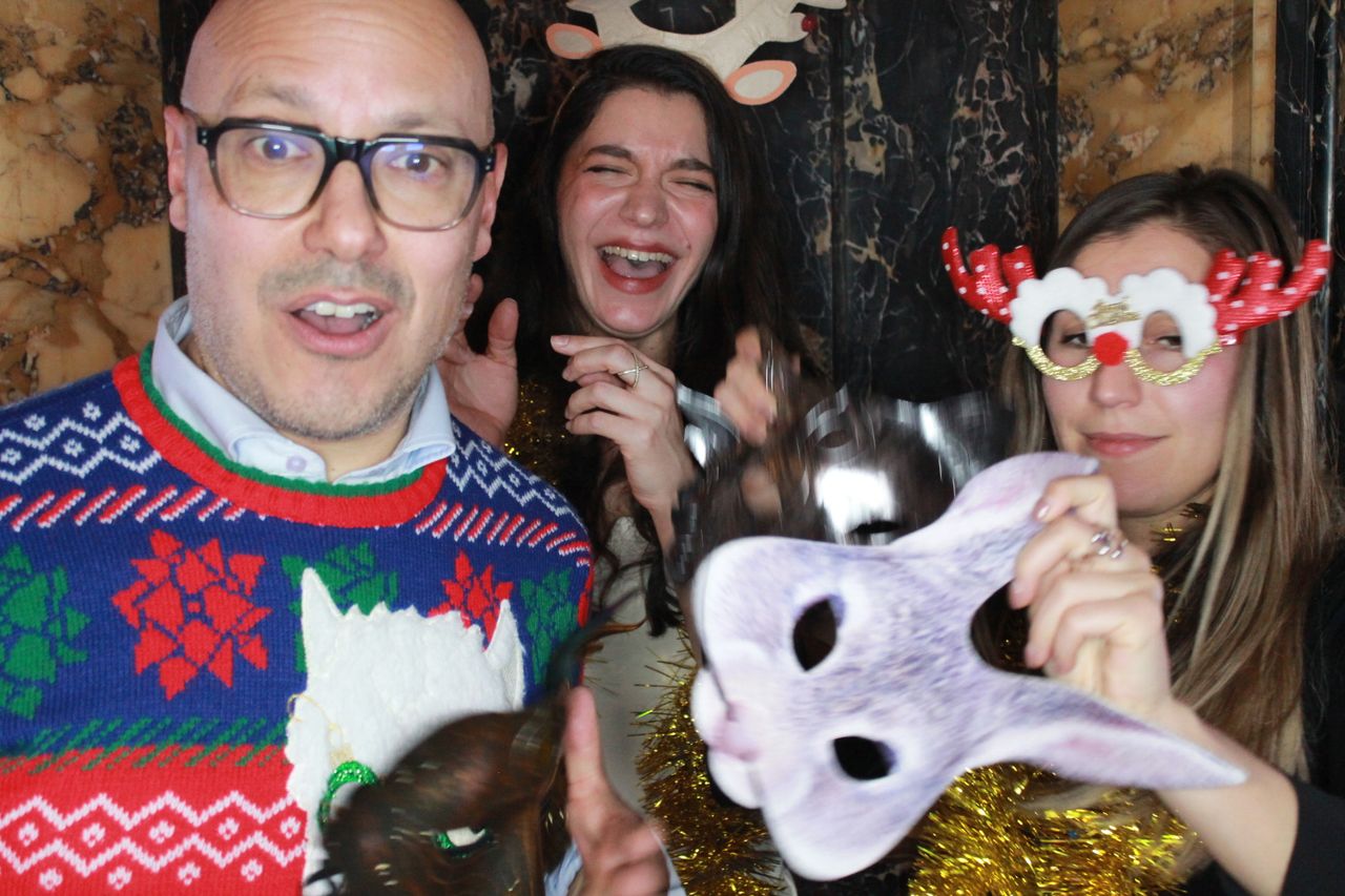 2024-12-13-(21h05m16s)-1-photobooth.jpg