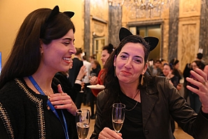 2024-12-13-(19h57m16s)-DSC_3612-(mama-razzi).JPG 2024-12-13-(19h57m16s)-DSC_3612-(mama-razzi).JPG