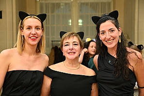 2024-12-13-(21h28m38s)-DSC_3882-(mama-razzi).JPG 2024-12-13-(21h28m38s)-DSC_3882-(mama-razzi).JPG