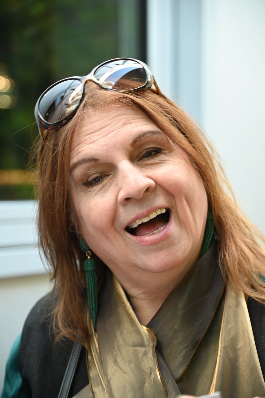 2025-05-10-(18h27m40s)-DSC_8620-melanie-jorge-(mama-razzi).JPG